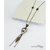 Long collier raffiné pour femme avec perle en pendentif