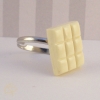 bague enfant tablette de chocolat blanc