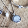 Pendentif chat gris fait main pour femme