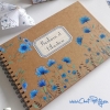 Livre d'or avec couverture kraft avec fleurs bleues peintes à la main