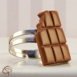 bague tablette de chocolat au lait croqué bijou gourmand