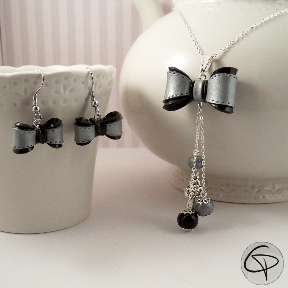 parure boucles d'oreilles noeud gris et noir avec sautoir