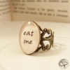 Bague eat me Alice aux pays des merveilles