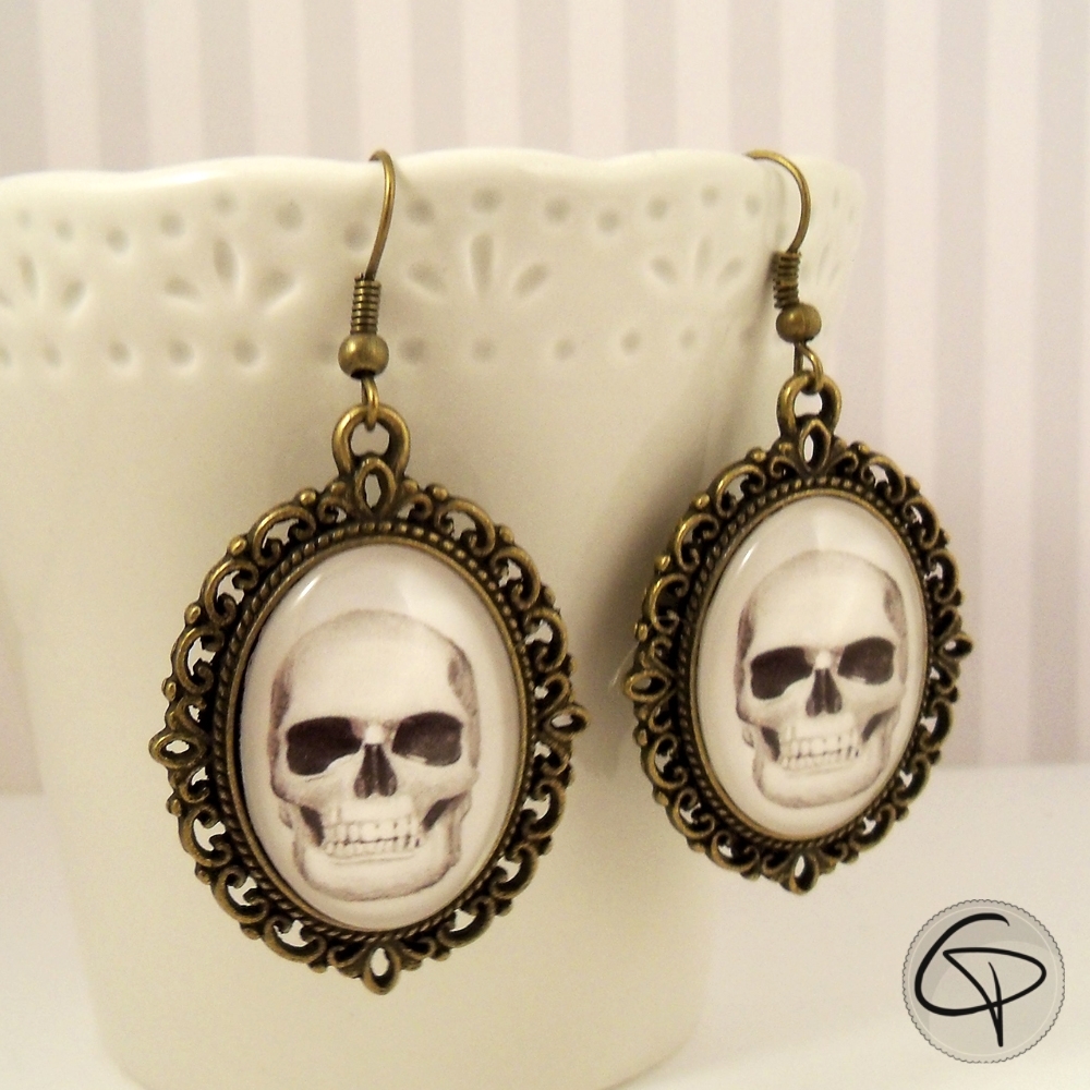 boucles d'oreilles tête de mort dessin crâne halloween