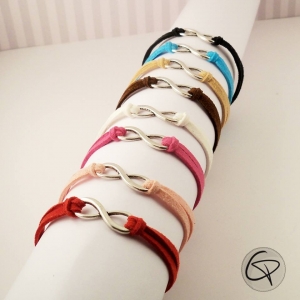 Bracelets pour femme avec symboles infini et couleurs de suédine au choix
