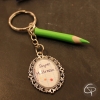 Porte-clefs institutrice avec crayon vert fait main