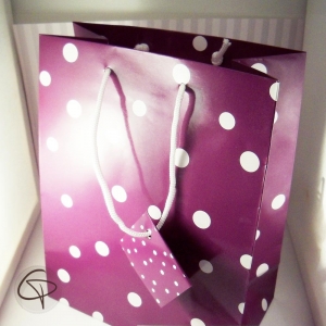 Grand emballage cadeau violet Chat Pristy