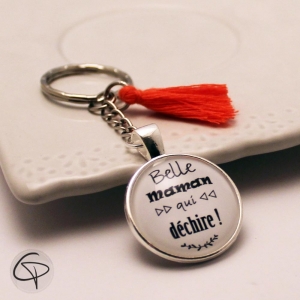 Porte-clef belle-maman qui déchire
