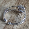 Bracelet pour femme Chat noir ou blanc bracelet argenté dessin chat géométrique Chat Pristy