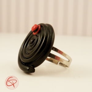 Bague fantaisie femme réglisse