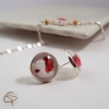 Clous d'oreilles fleur rouge pastel