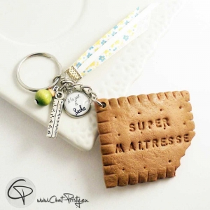 Porte-clé biscuit maitresse médaillon prénom personnalisable