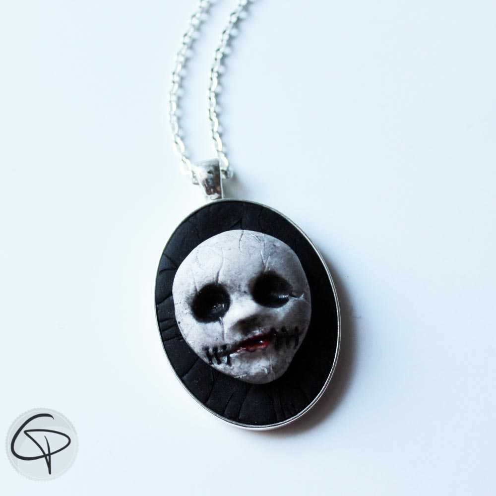 pendentif tête de mort relief 3d bijou halloween