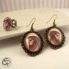 Bijoux originaux avec visages de femmes