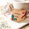 Biscuit gravé Joyeux Noël décoration originale de table