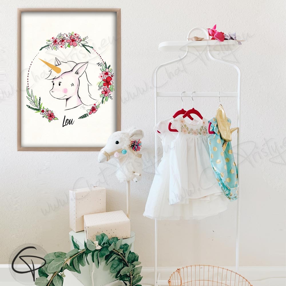 Décoration couronne licorne personnalisée pour chambre enfant