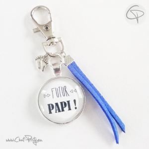 Cadeau papi personnalisé fête des grands pères, des papy : porte clé avec  les petits enfants en inox miroir, bonne fête papi - Porte clés en inox -  creationsdere