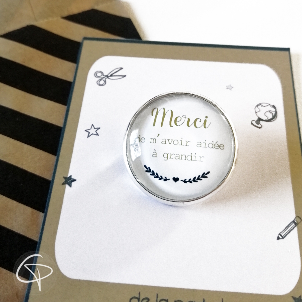 Pin's Merci de m'avoir aidée à grandir cadeau personnalisé