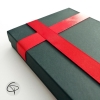 Coffret cadeau original boîte noire beau ruban satin rouge
