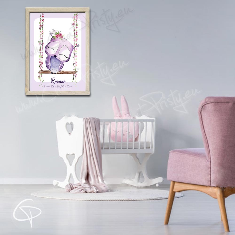 Cadeau de naissance chouette violette et fleurs personnalisée pour décorer chambre fille